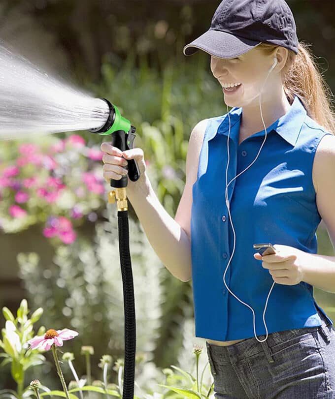 Mangueira de irrigação extensível e flexível