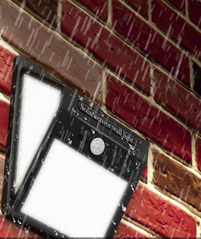 Luz solar exterior com sensor de movimento